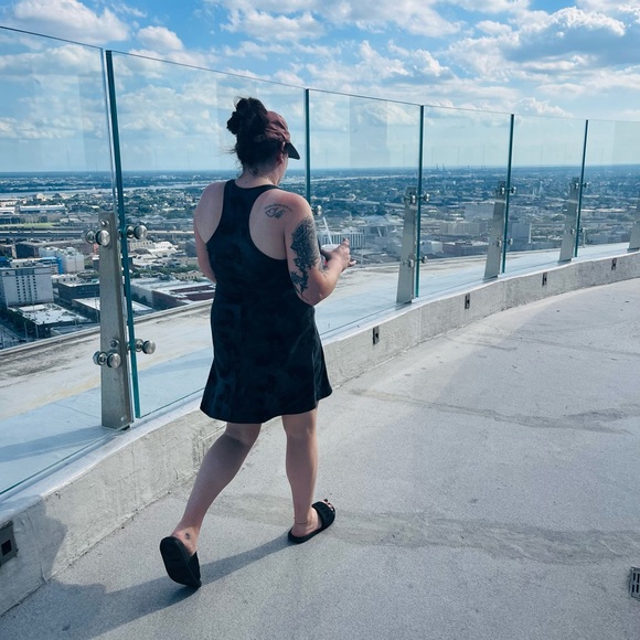 Meet your Posher, Melissa - Picture 1 of 1